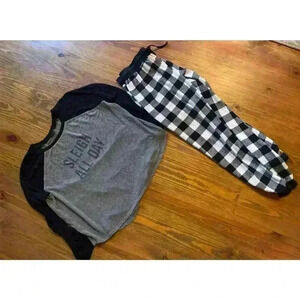 Free Press Buffalo Plaid Christmas "Sleigh All Day" pajama set, L